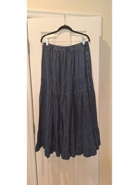 American Eagle Outfitters - Dark Blue Denim Tiered Maxi Skirt - Large